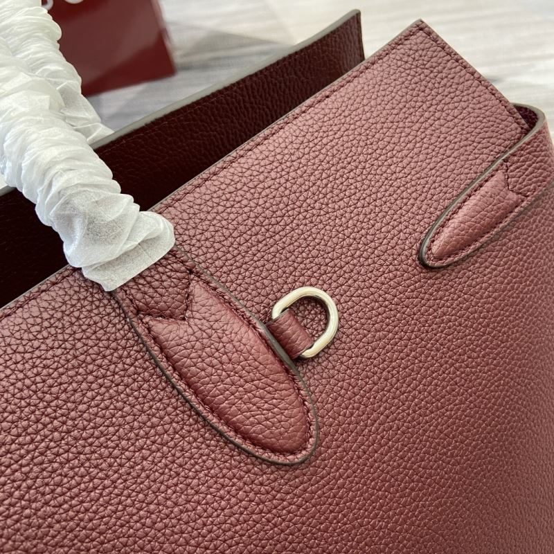 Gvc*1 tote bags